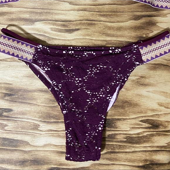 Shade & Shore Swim Suit - Picture 2 of 3